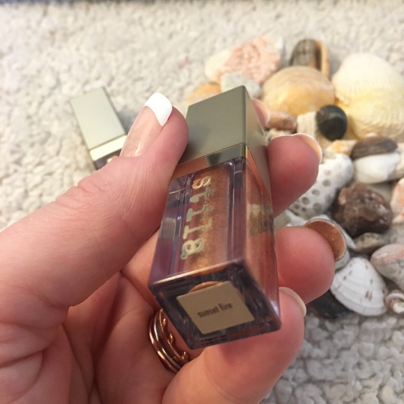 STILA LIQUID EYE SHADOW IN SUNSET FIRE - Picture 2 of 6